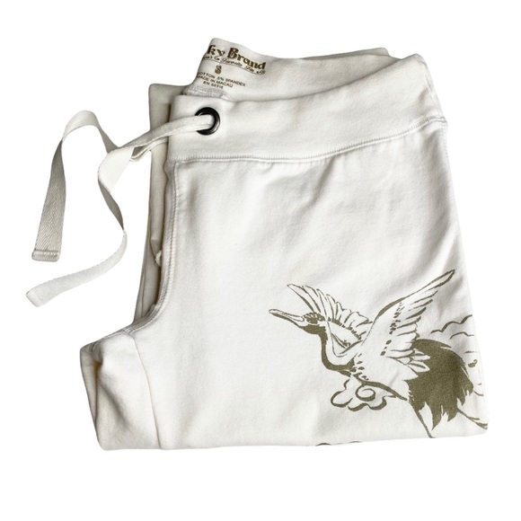 HTF: Lucky ☘︎︎ Asian Crane Tattoo Watercolor Floral Cropped Sweatpants ☘︎︎ White - Picture 12 of 15